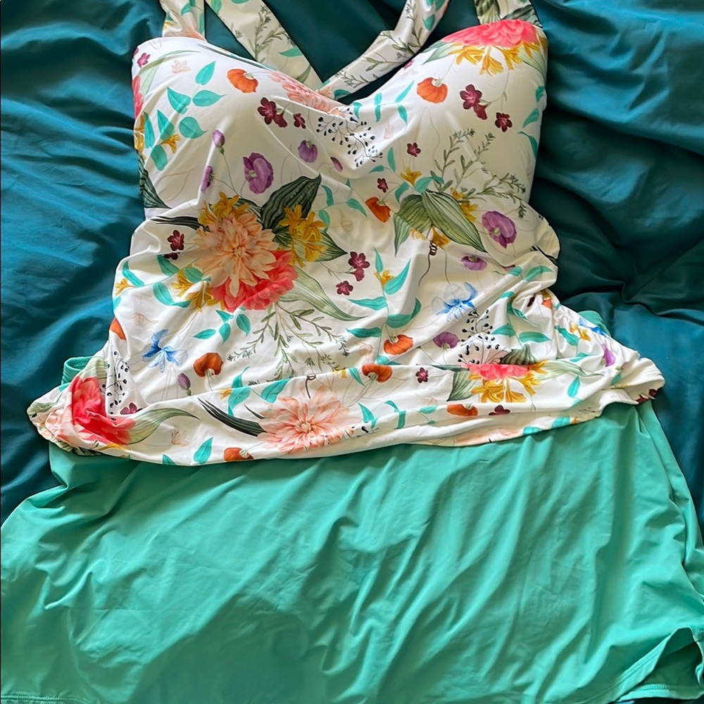 Floral Print Jantzen Tankini NWT